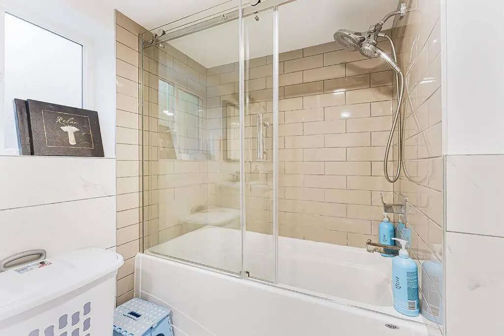 Amazing House In The Heart Of Vancouver Dt/Yvr/Ubc Villa 0*,  Canada